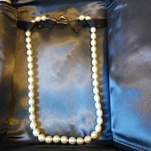 Tiffany & Co. Sterling Freshwater Pearl Open Heart 16in Necklace